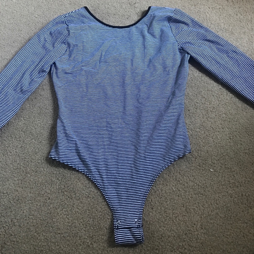 Black and white long sleeve body suit